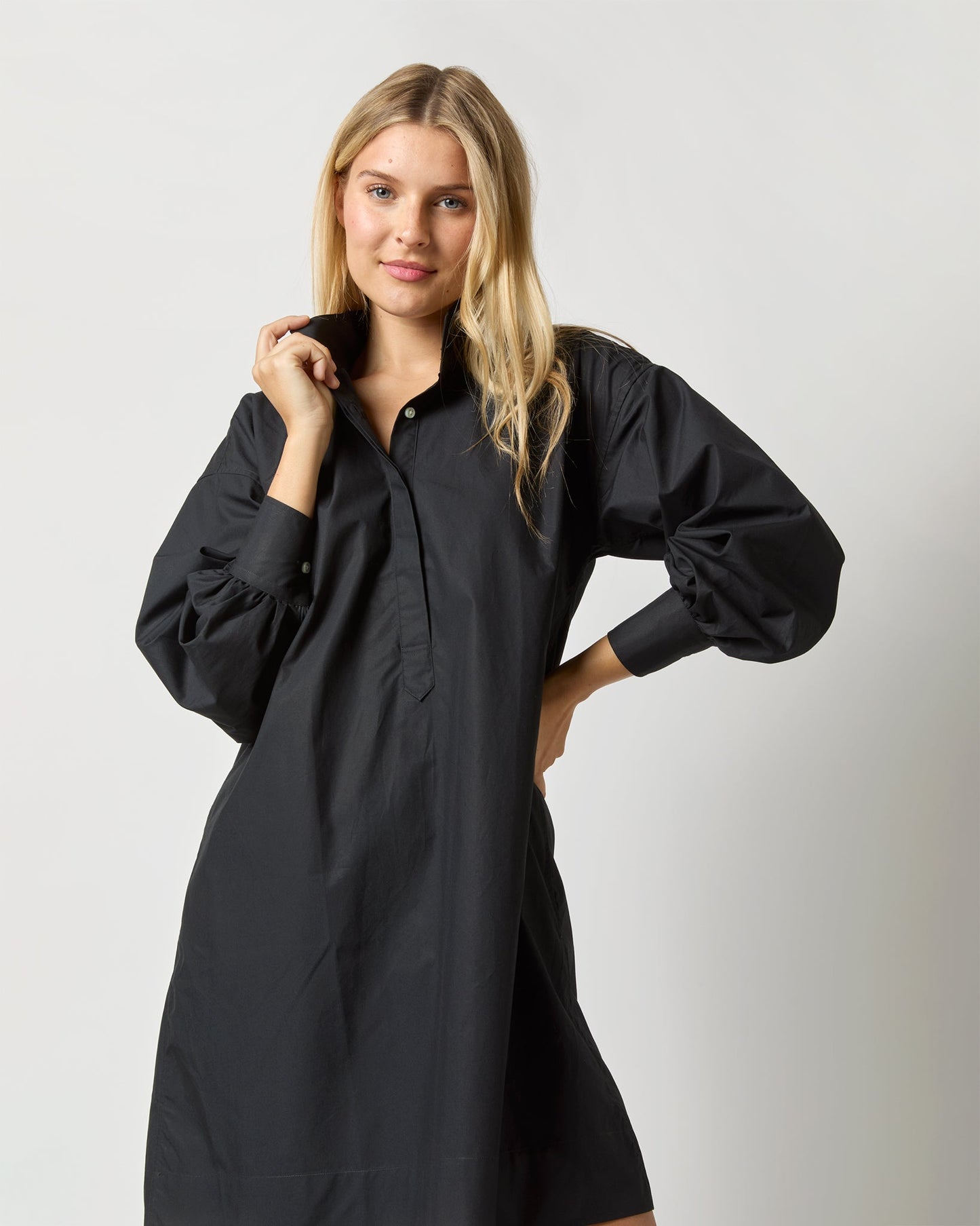 Anaya Popover Dress in Black Poplin