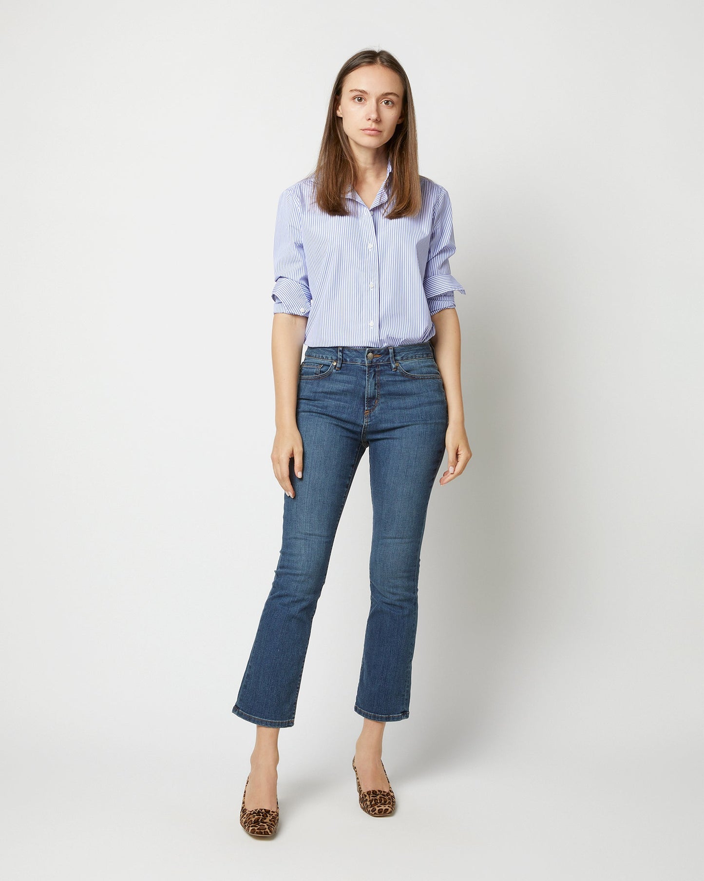 Flare Cropped 5-Pocket Jean in 5-Year Indigo Stretch Denim