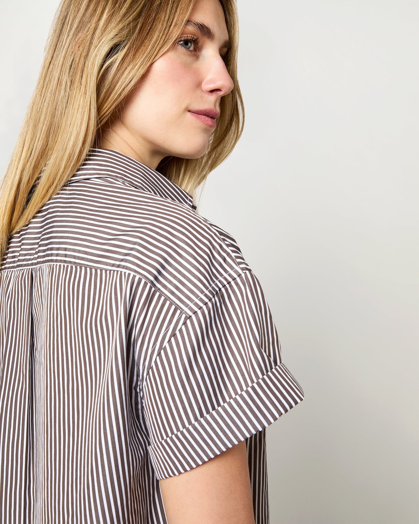 Agnes Shirt in Brown/White Stripe Poplin