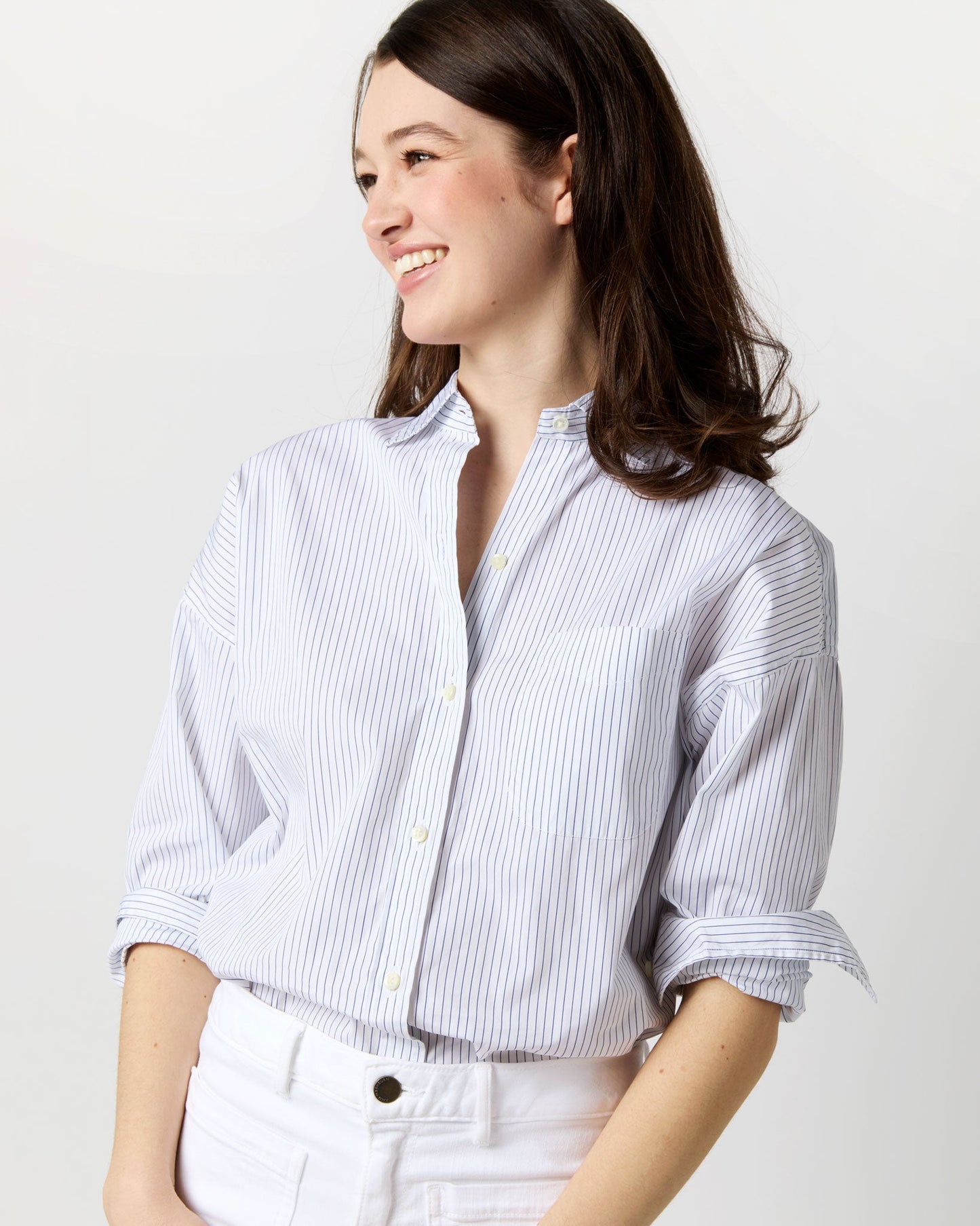 Weekender Shirt in White/Blue Pencil Stripe Poplin