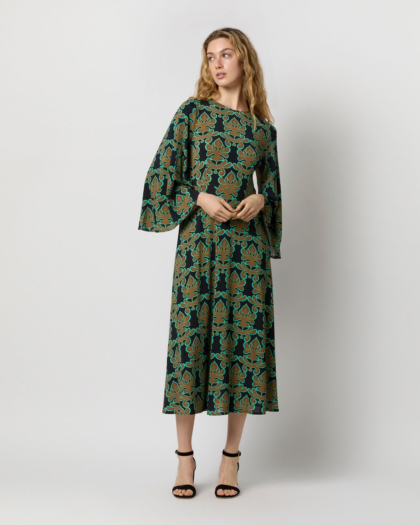 Sorella Dress in Green Herald Flowy Jersey