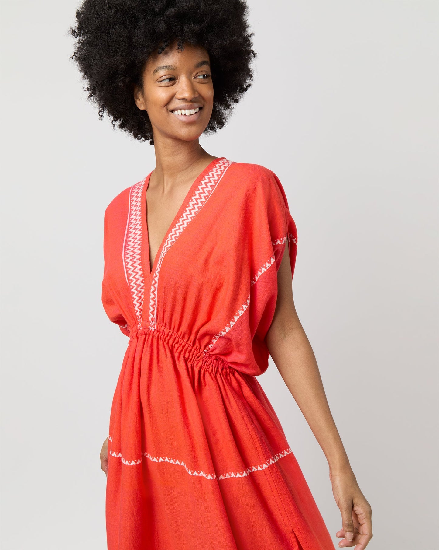 Leila Plunge Dress in Tenesa Red